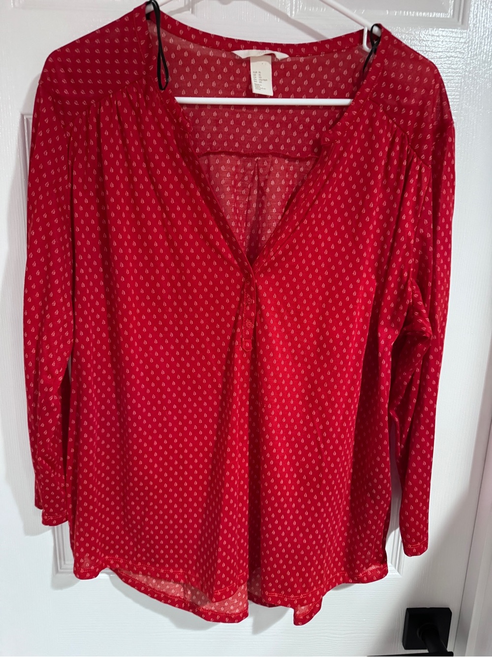 H&M Red Printed V-Neck Long-Sleeve Blouse